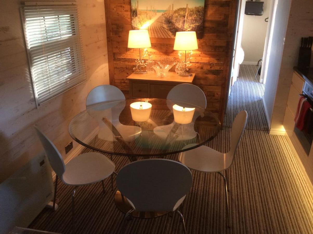 Apartamento Woodland View - A Place To Escape Swynnerton Exterior foto